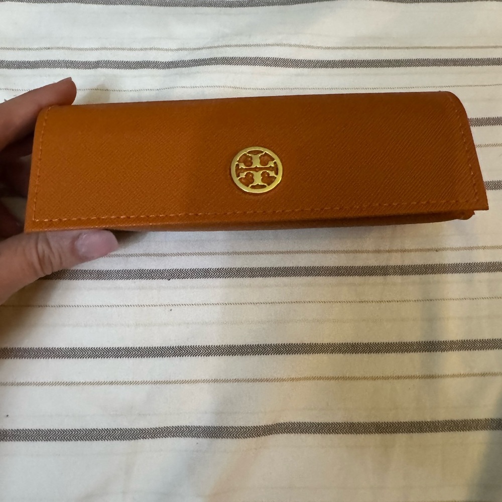 Tory Burch glasses case